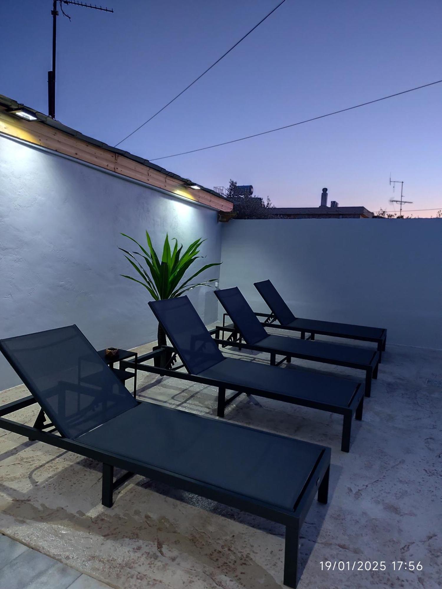Johnson House Apartment Rafina  Luaran gambar