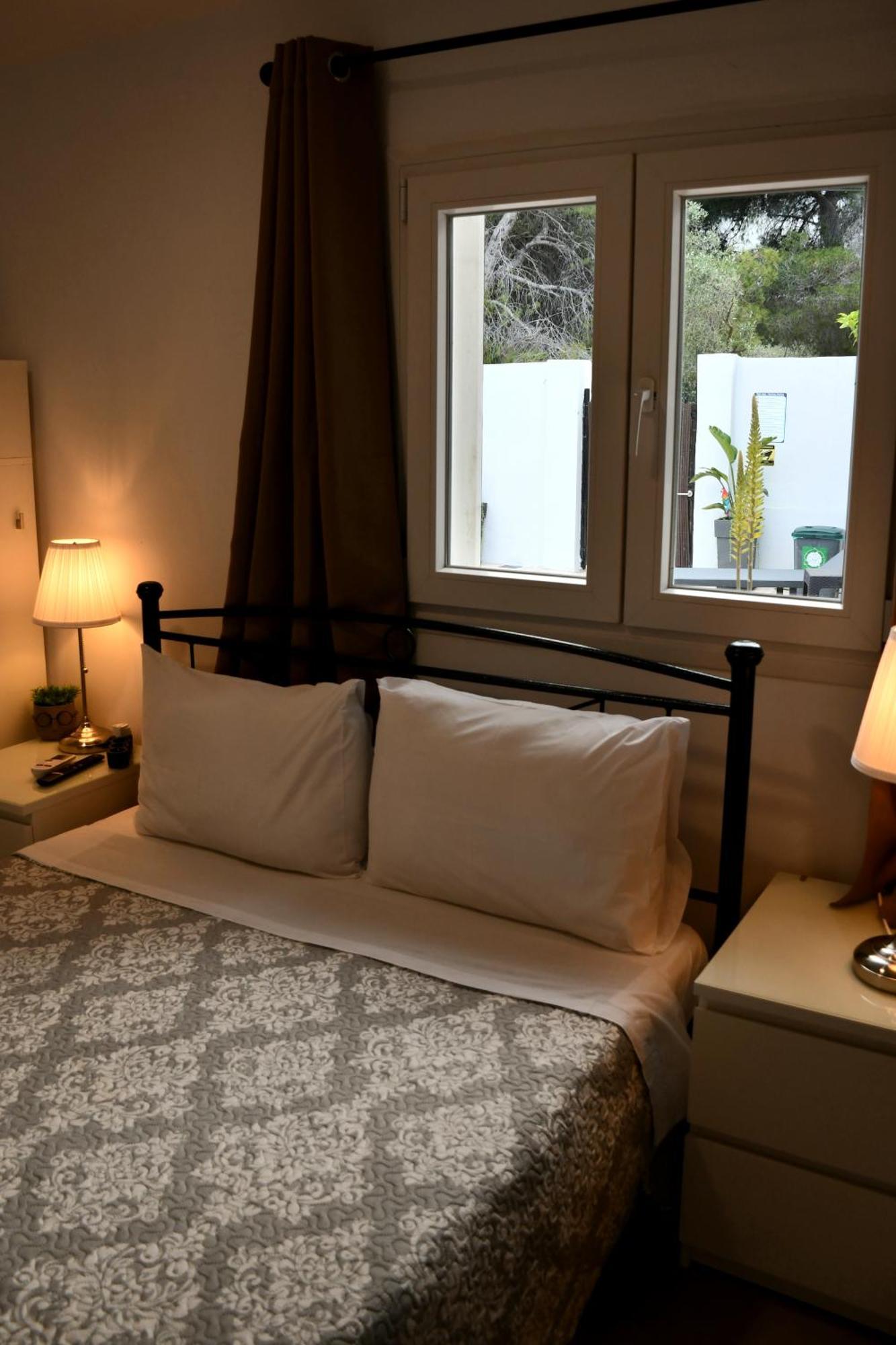 Johnson House Apartment Rafina  Luaran gambar